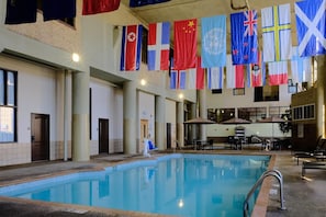 Piscine intérieure, piscine chauffée