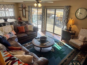 Fireplace, DVD player