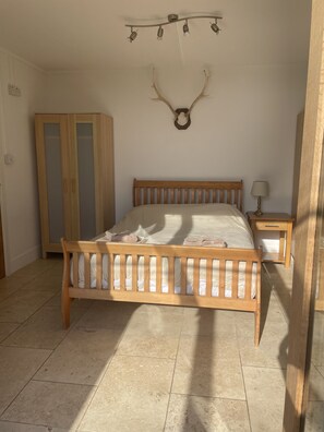 3 bedrooms, free WiFi