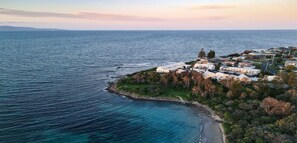 Beach nearby - Sandy Cove - family accommodation (Culburra Beach)