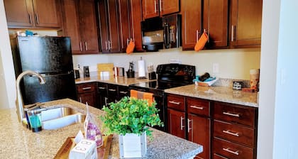 Cozy Condo 5 Minutes From ECU Health Medical Center