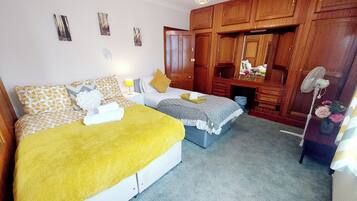 4 chambres, fer et planche Ă repasser, Wi-Fi gratuit, draps fournis