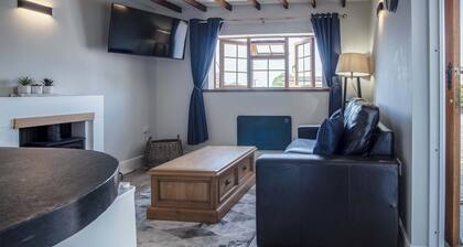 Honeysuckle Cottage - 1 Bedroom - Amroth