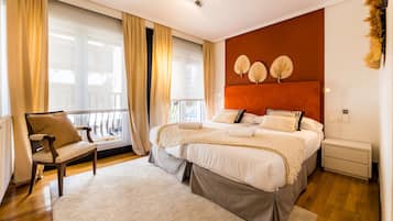 4 habitaciones, tabla de planchar con plancha y wifi gratis