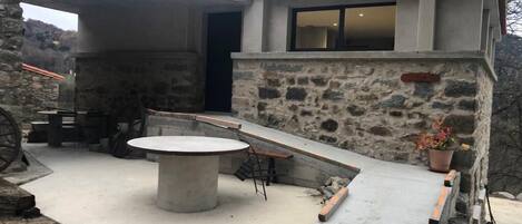 Terassi/patio