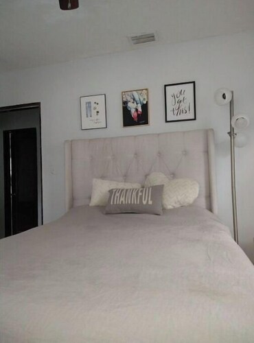 A very beautiful place , very clean place and a beautiful kitchen .