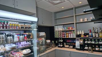 Dagelijks continentaal ontbijt inbegrepen