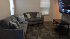 Smart TV - Lovely 1 bedroom condo (Tampa)