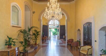 HOTEL REGINA DEL GARDA SUITE