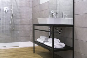 Kostenlose Toilettenartikel, Haartrockner