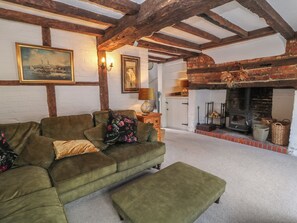 Cottage | Living area