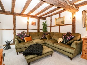 Cottage | Living room