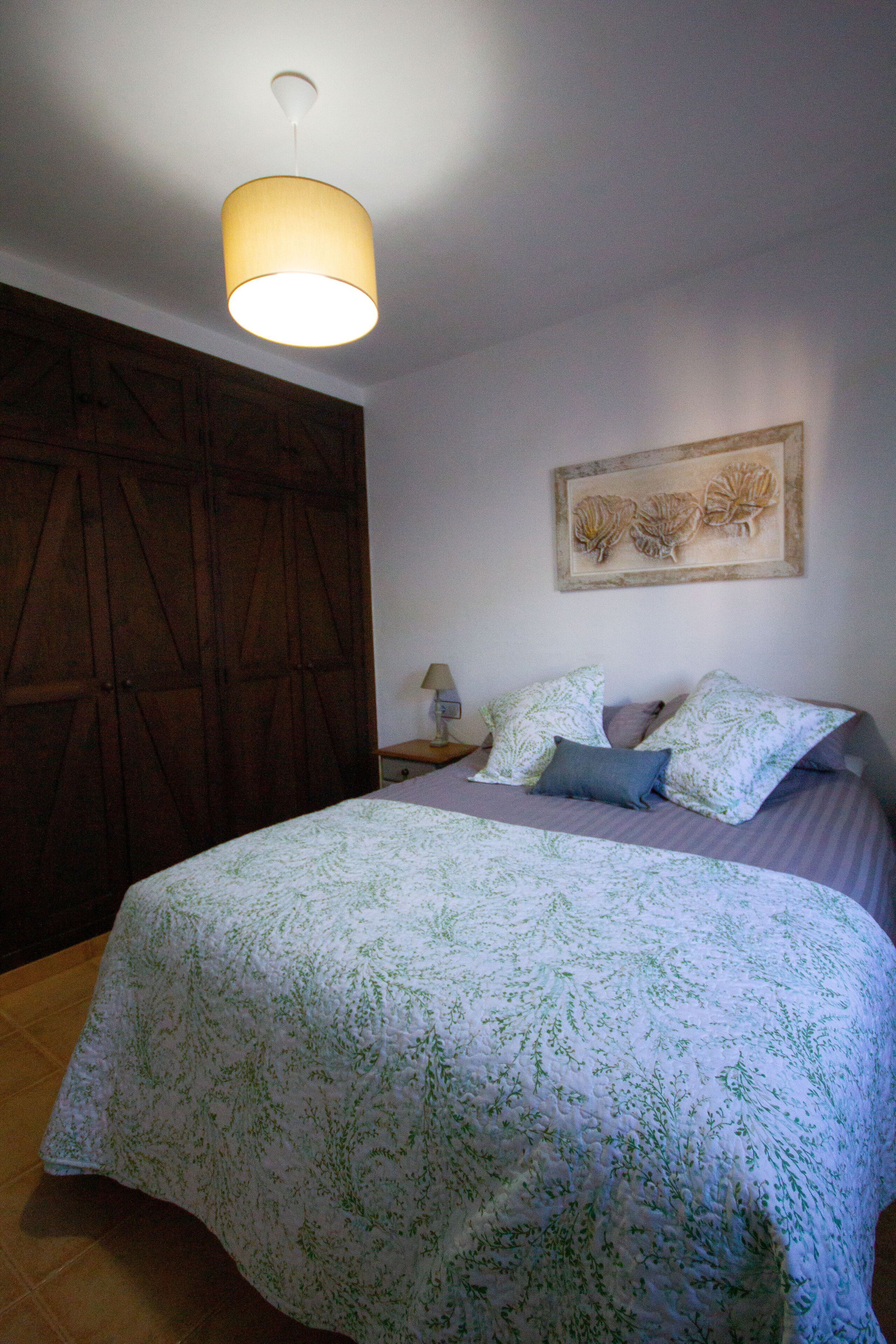 2 chambres, bureau, fer et planche à repasser, Wi-Fi gratuit