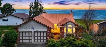 @ Marbella Lane – Wave HS w/EV Charger, Oceanfront!