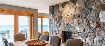 Large Home w/ Breathtaking Lake Michigan Views, Beach