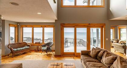 Large Home w/ Breathtaking Lake Michigan Views, Beach
