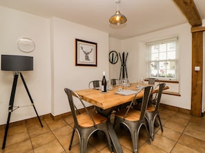 Interior - The Yellow House, 13 King Street (Dawlish)