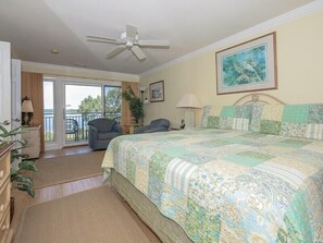 2 habitaciones, tabla de planchar con plancha, internet y ropa de cama