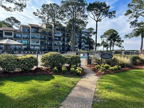 Exterior - 1898 Beachside Tennis ~ 4th Floor Villa with Fantastic Water Views & Free Tennis (Hilton Head Island)