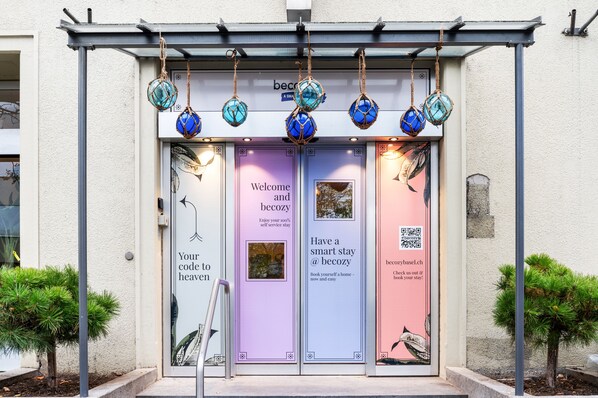 Entrée de l’hébergement