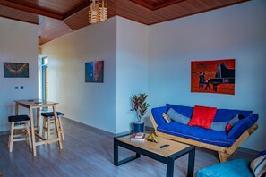 Fireplace - Pretty petals Getaway-Most Wish-listed in Kigali (Kigali)