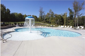Piscina interna, piscina externa