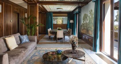 Evocative private patronal villa with views of olive groves and vineyards