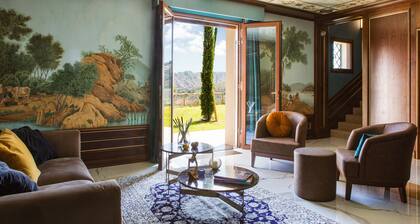 Evocative private patronal villa with views of olive groves and vineyards