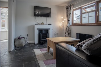 Lilac Cottage - 1 Bedroom Cottage - Amroth (11347)