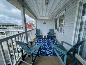 Property grounds - Quiet street in midtown that is close enough to walk to restaurants & shopping.  (Ocean City)
