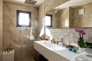 Dusche, Bidet