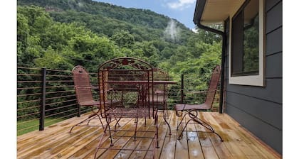 Private Home & Yard ~ Hiking, Creek & River Nearby!