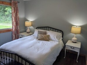3 chambres, accès au Wi-Fi (inclus), literie fournie