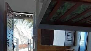 Unclassified image, 5 of 10, button - Casa na praia do Prea (Cruz)