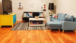 Living area - Palmetto Cottage (Palmetto)