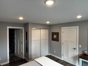 1 bedroom, desk, iron/ironing board, free WiFi