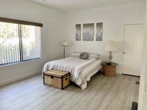 3 bedrooms, WiFi, bed sheets - 3bd/3ba Luxury Remodeled PGA West Condo - Mountain Views! (La Quinta)