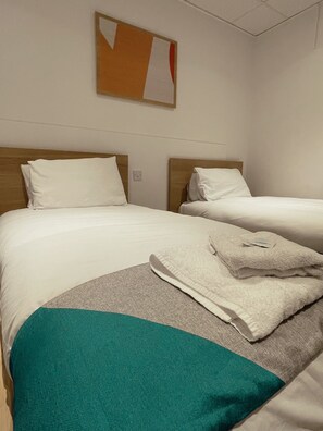 Twin kamer, en-suite badkamer