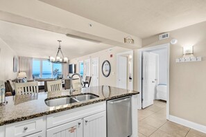 Dining - 5-STAR Ocean Front Condo at Pelican Beach Resort (Destin)