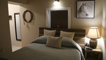 1 chambre, fer et planche à repasser, Wi-Fi, draps fournis