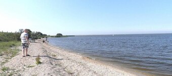 Holiday home with garden, barbecue and terrace