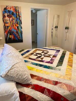 2 chambres, bureau, fer et planche à repasser, Wi-Fi gratuit