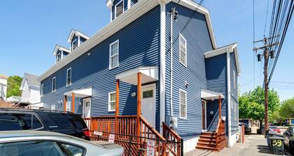 37 - 3BR Quincy - Cozy Townhouse near Adams Park