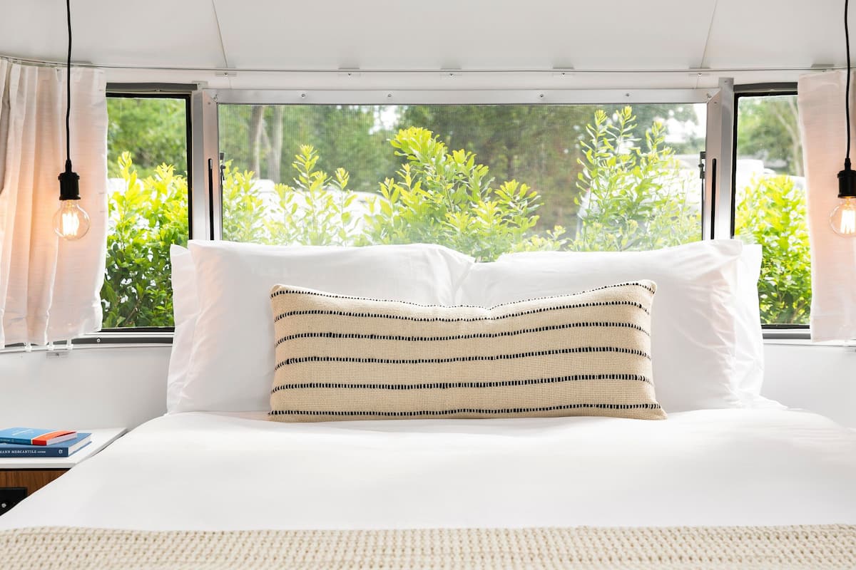 Ropa de cama de alta calidad, cubrecamas y colchones Tempur-Pedic