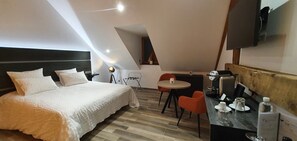 1 chambre, coffres-forts dans les chambres, Wi-Fi gratuit, draps fournis