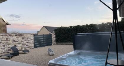 SUNSET DELUXE ROOM - DOUBLE - OUTDOOR JACUZZI