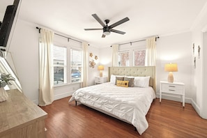 2 bedrooms, WiFi, bed sheets, wheelchair access