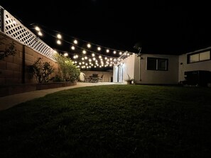 Terrace/patio - Remodeled 4-Bed, 2-Bath Home with Comfy Beds, Yard Space in Quiet Neighborhood (West Hills)