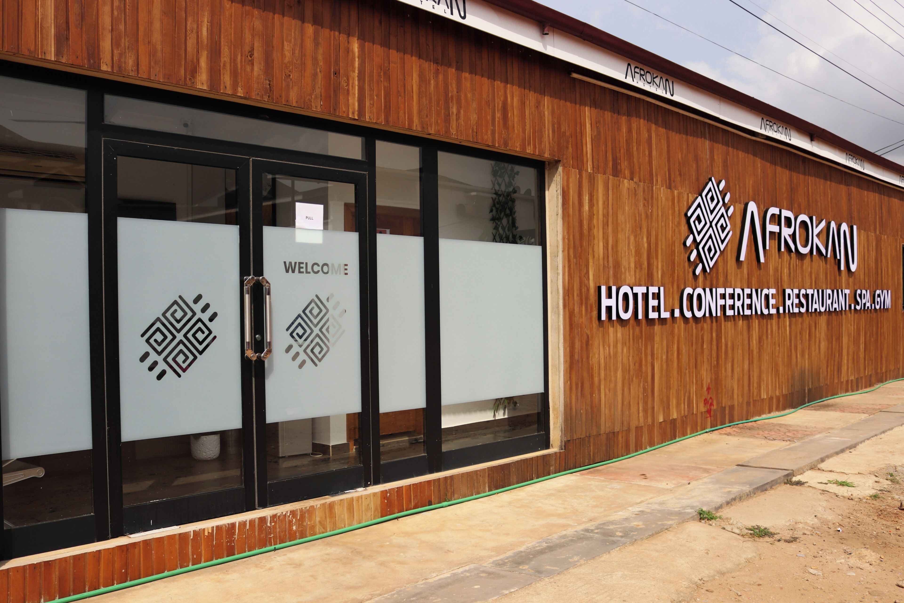 Tiefengewebe-Massagen, klassische Massagen, Massageanwendungen