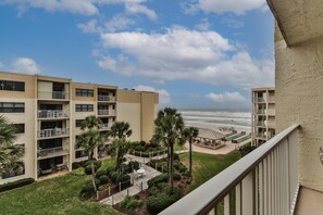 Property grounds - Lovely 2 bedroom 2 bath Castle Reef Condo (New Smyrna Beach)